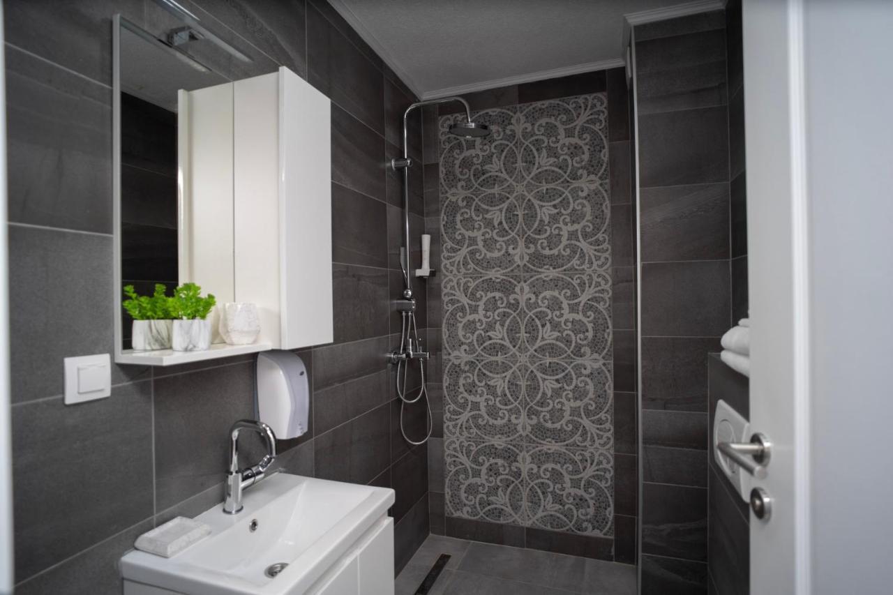 Urban Suites & Apartments Мостар Екстериор снимка