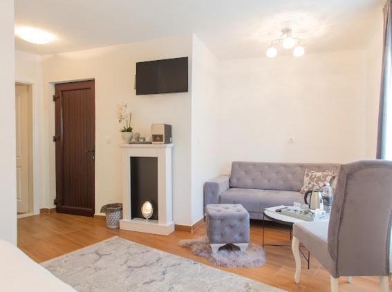 Urban Suites & Apartments Мостар Екстериор снимка
